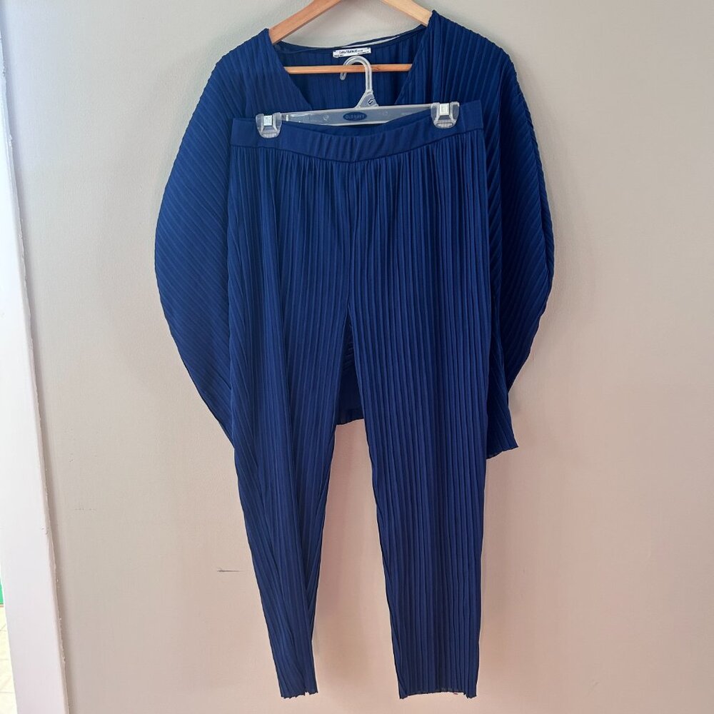 Zara Trafaluc Blue Pleated Top & Trousers Two Piece Set - Picture 2 of 5